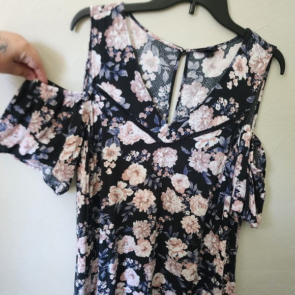 torrid Tops - Torrid Black and White Cold Shoulder Flutter Sleeve Sundress